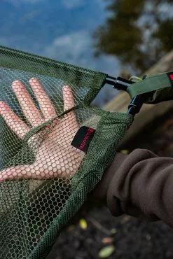 Ultimate DeLuxe Carp Net 42" With 2pcs Carbon Handle 21 Ultimate DeLuxe Carp Net 42" With 2pcs Carbon Handle -Verticaalhengels Winkel 33b246b330f0968d