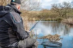 Preston Edge Monster Margin Pole 8,5m 8 Preston Edge Monster Margin Pole 8,5m -Verticaalhengels Winkel a5c7e517bf2dfed1